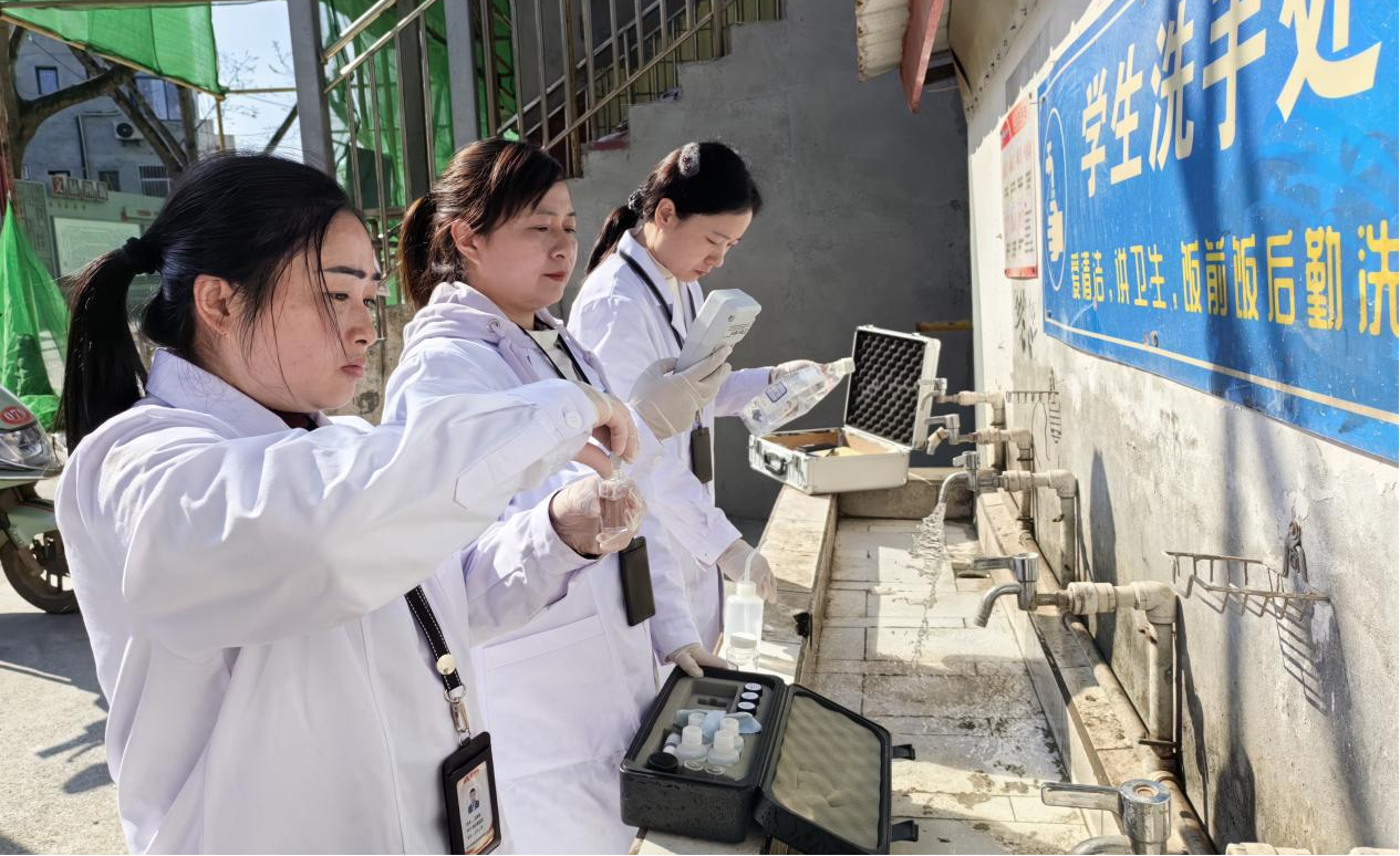 润安公司开展校园饮用水末梢水专项检测